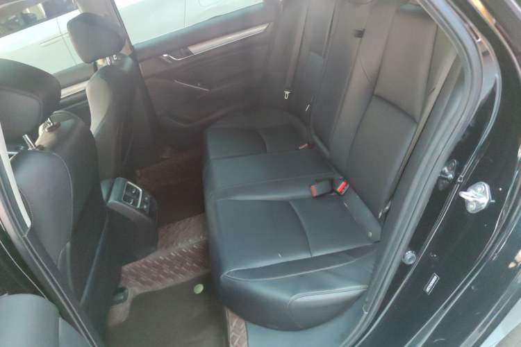 Used Honda Accord 2022 260TURBO Luxury Edition Interior 4
