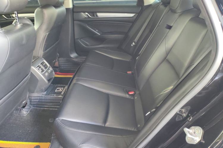 Used Honda Accord 2022 260TURBO Luxury Edition Interior 4