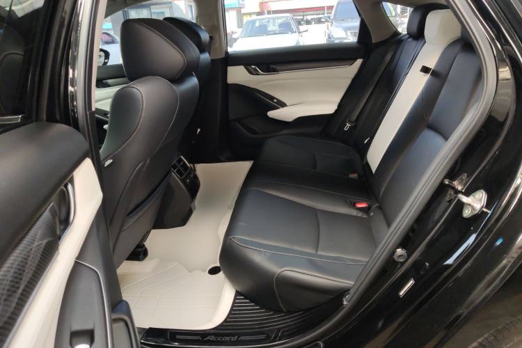 Used Honda Accord 2022 260TURBO Phantom Night · Prestige Edition Interior 4