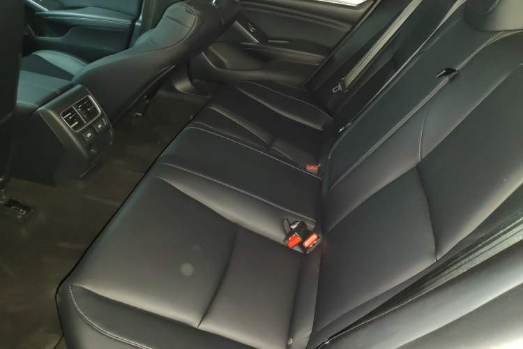 Used Honda Accord 2022 260TURBO Luxury Edition Interior 4