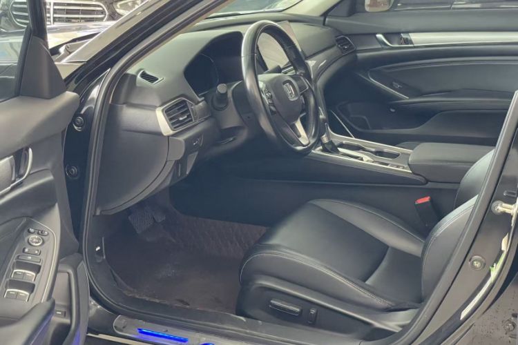 Used Honda Accord 2022 260TURBO Luxury Edition Interior 4