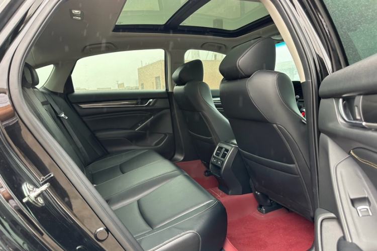 Used Honda Accord 2022 260TURBO Phantom Night · Prestige Edition Interior 4