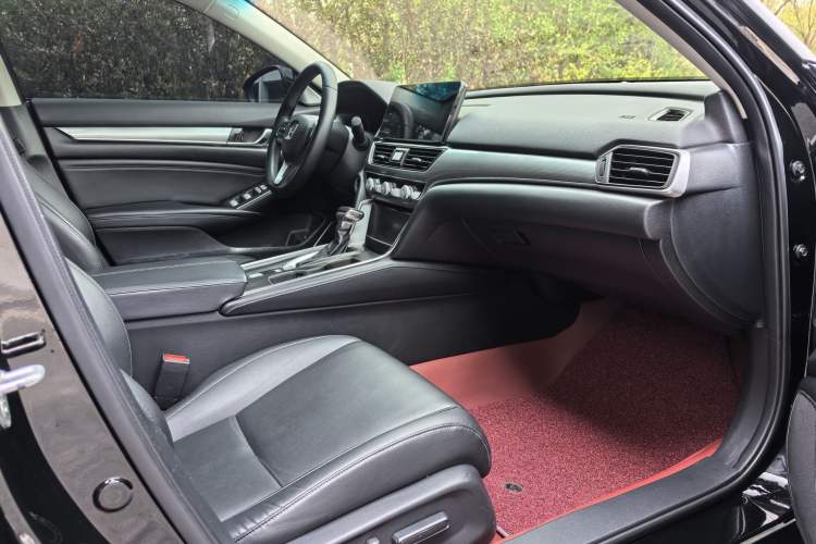 Used Honda Accord 2022 260TURBO Luxury Edition Interior 4