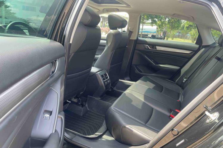 Used Honda Accord 2022 260TURBO Luxury Edition Interior 4