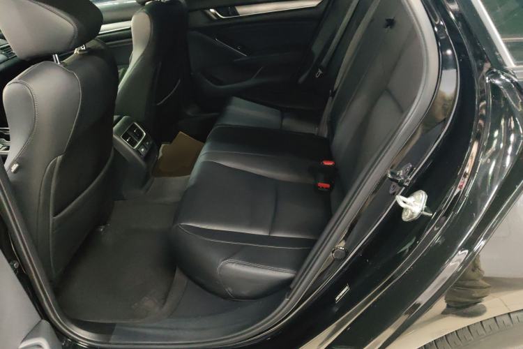Used Honda Accord 2022 260TURBO Luxury Edition Interior 4