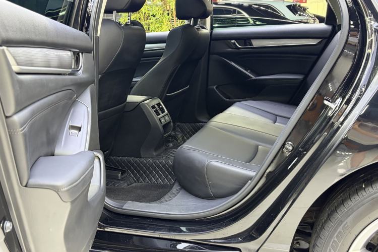 Used Honda Accord 2022 260TURBO Luxury Edition Interior 5