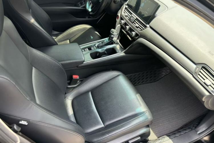 Used Honda Accord 2022 260TURBO Luxury Edition Interior 5