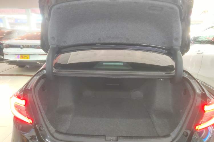 Used Honda Accord 2022 260TURBO Luxury Edition Interior 6