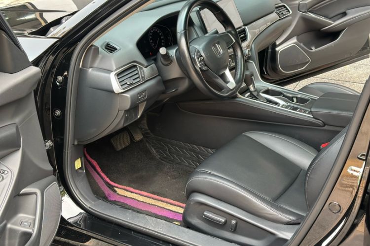 Used Honda Accord 2022 260TURBO Luxury Edition Interior 8