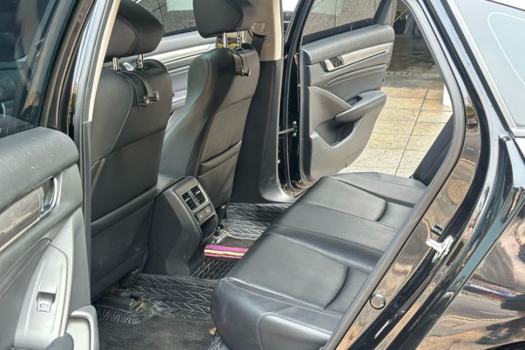 Used Honda Accord 2022 260TURBO Luxury Edition Interior 9