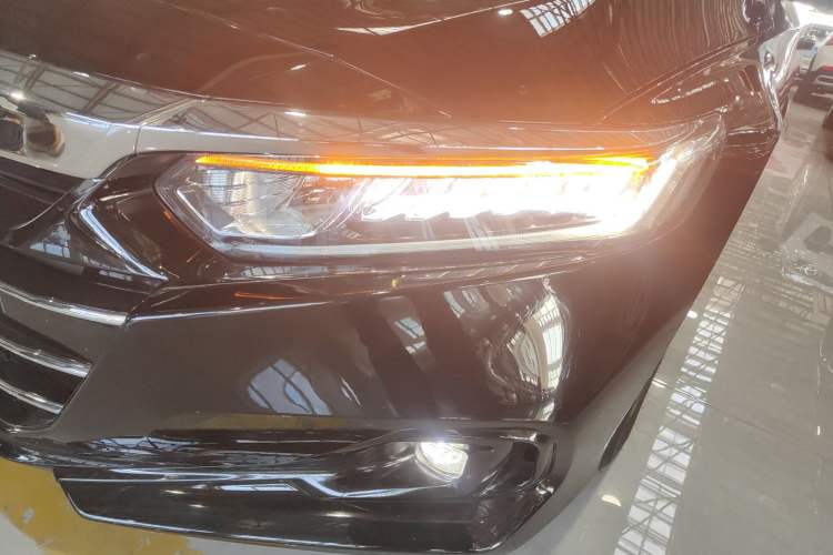 Used Honda Accord 2022 260TURBO Luxury Edition Left Front Headlight