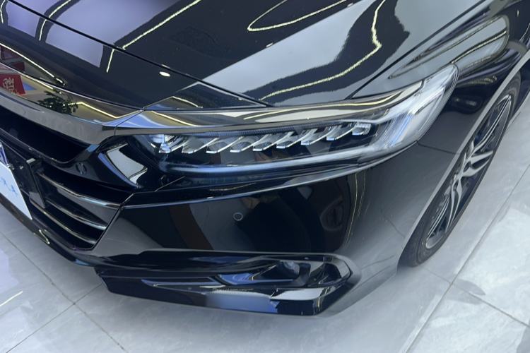 Used Honda Accord 2022 260TURBO Phantom Night · Prestige Edition Left Front Headlight