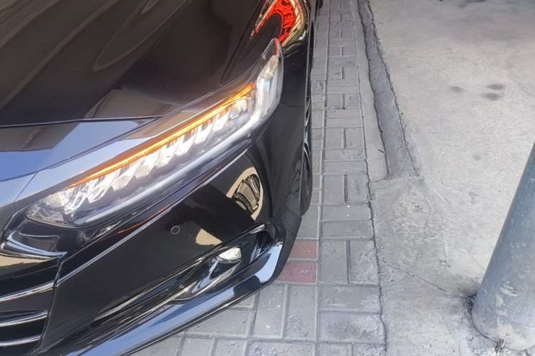 Used Honda Accord 2022 260TURBO Phantom Night · Prestige Edition Left Front Headlight