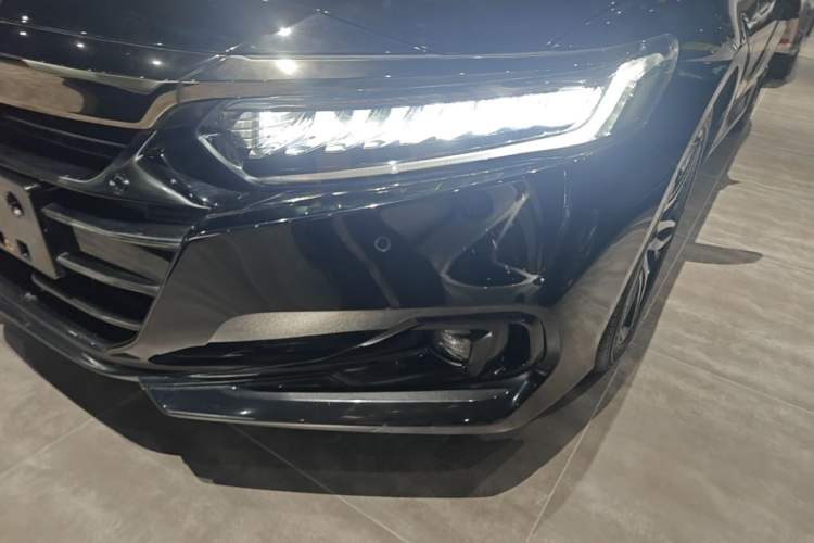 Used Honda Accord 2022 260TURBO Phantom Night · Prestige Edition Left Front Headlight