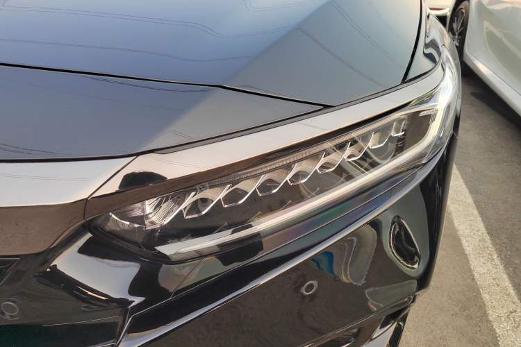 Used Honda Accord 2022 260TURBO Phantom Night · Prestige Edition Left Front Headlight