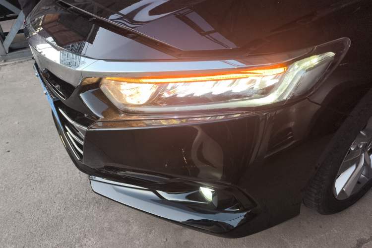 Used Honda Accord 2022 260TURBO Luxury Edition Left Front Headlight