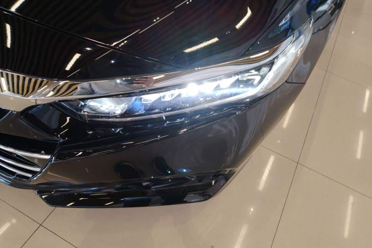Used Honda Accord 2022 260TURBO Luxury Edition Left Front Headlight