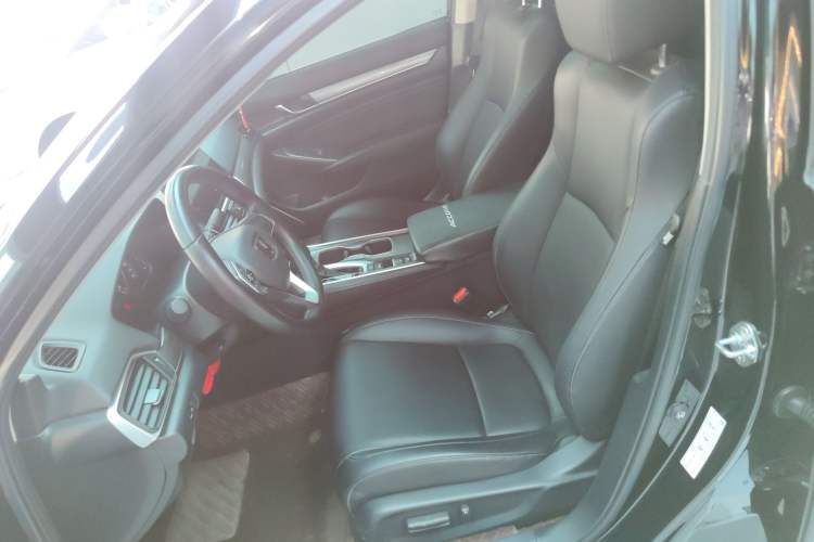 Used Honda Accord 2022 260TURBO Luxury Edition Left Front Seat