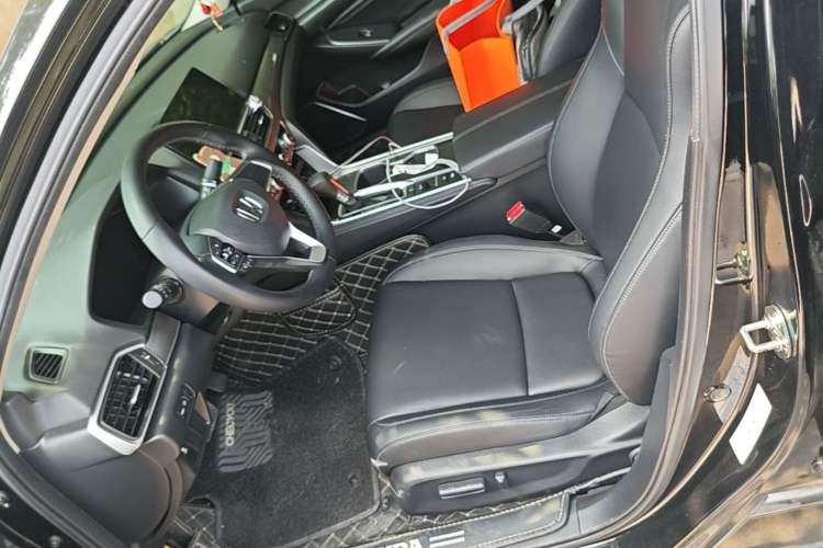 Used Honda Accord 2022 260TURBO Luxury Edition Left Front Seat