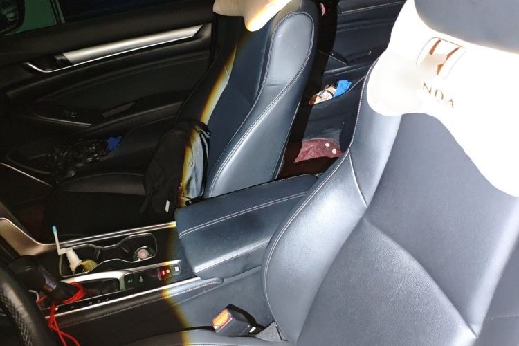 Used Honda Accord 2022 260TURBO Luxury Edition Left Front Seat