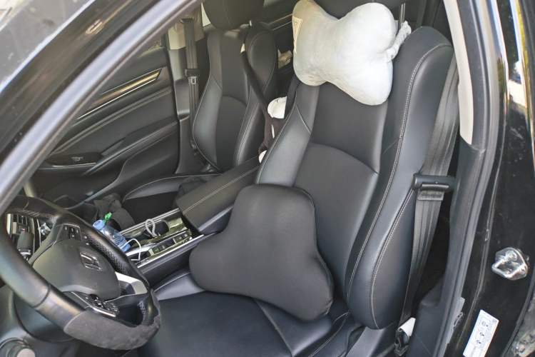 Used Honda Accord 2022 260TURBO Phantom Night · Prestige Edition Left Front Seat