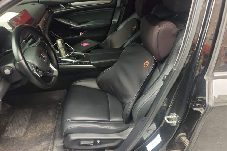 Used Honda Accord 2022 260TURBO Luxury Edition Left Front Seat