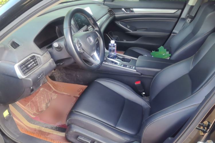 Used Honda Accord 2022 260TURBO Luxury Edition Left Front Seat
