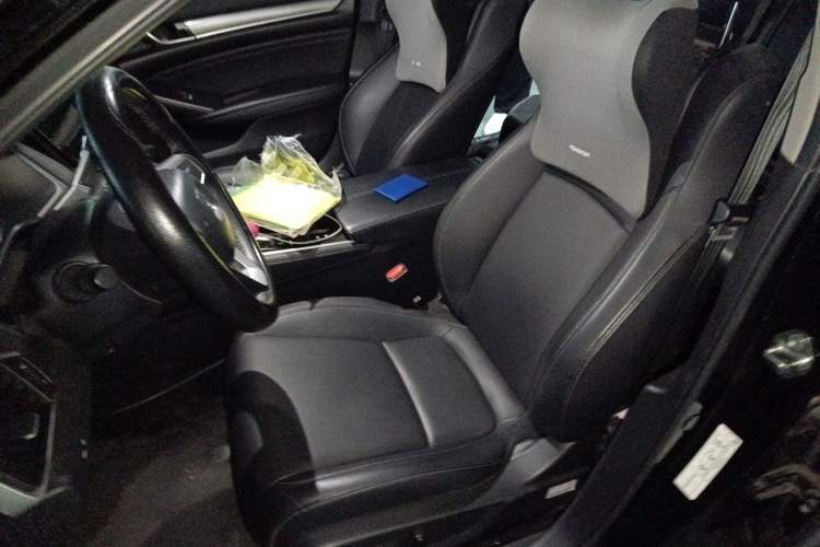 Used Honda Accord 2022 260TURBO Luxury Edition Left Front Seat