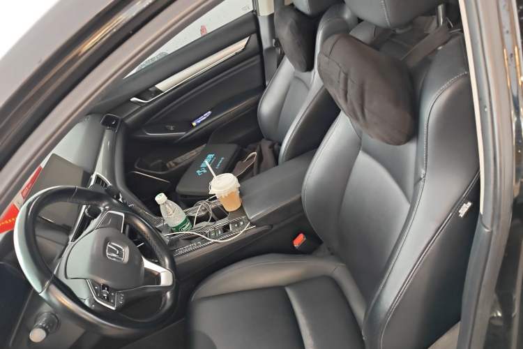 Used Honda Accord 2022 260TURBO Luxury Edition Left Front Seat