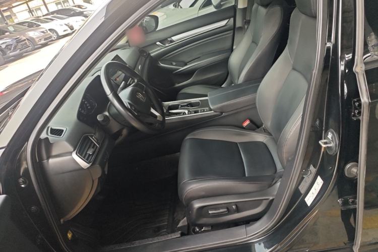 Used Honda Accord 2022 260TURBO Luxury Edition Left Front Seat