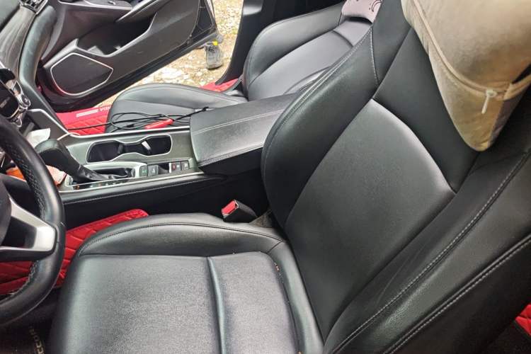 Used Honda Accord 2022 260TURBO Luxury Edition Left Front Seat