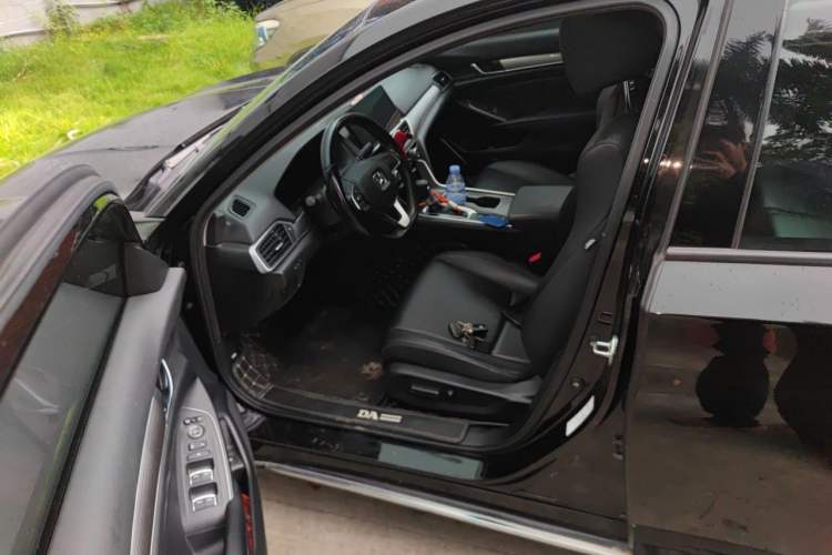 Used Honda Accord 2022 260TURBO Luxury Edition Left Front Seat