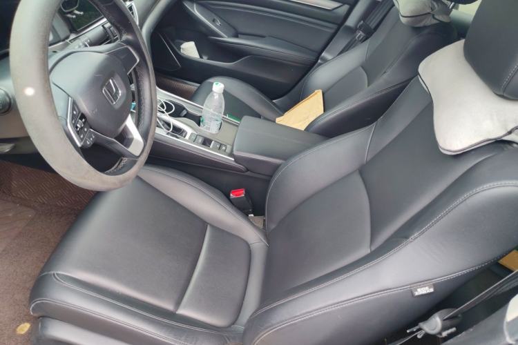 Used Honda Accord 2022 260TURBO Luxury Edition Left Front Seat