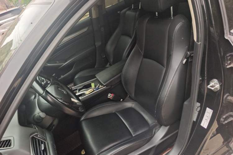 Used Honda Accord 2022 260TURBO Luxury Edition Left Front Seat