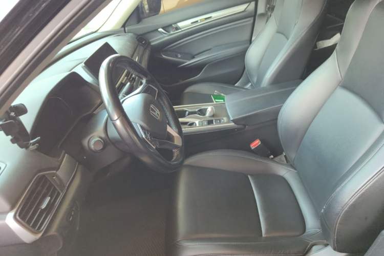 Used Honda Accord 2022 260TURBO Luxury Edition Left Front Seat