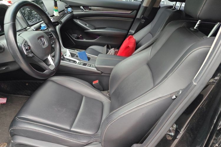 Used Honda Accord 2022 260TURBO Phantom Night · Prestige Edition Left Front Seat