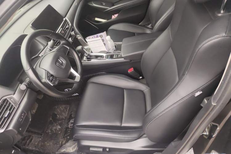 Used Honda Accord 2022 260TURBO Luxury Edition Left Front Seat