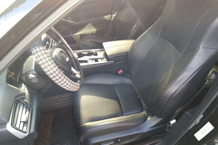 Used Honda Accord 2022 260TURBO Luxury Edition Left Front Seat