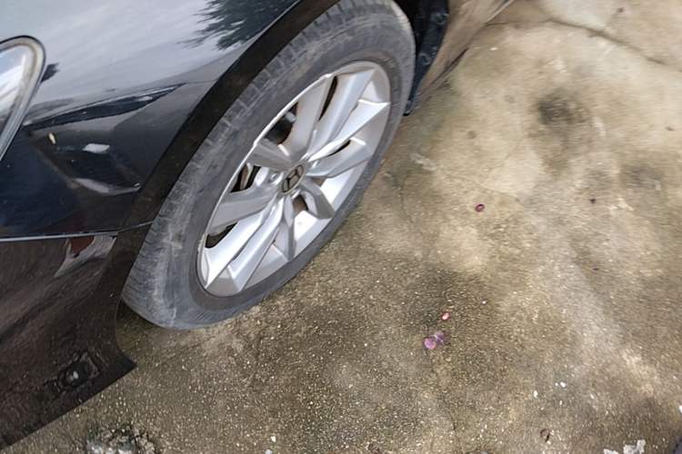 Used Honda Accord 2022 260TURBO Luxury Edition Left Front Wheel Hub