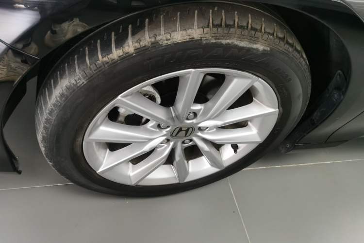 Used Honda Accord 2022 260TURBO Luxury Edition Left Front Wheel Hub