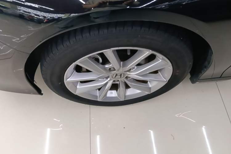 Used Honda Accord 2022 260TURBO Luxury Edition Left Front Wheel Hub