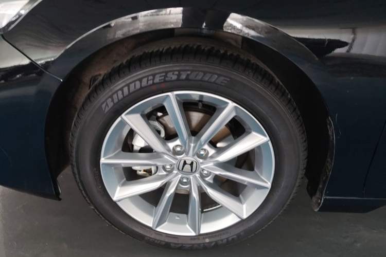 Used Honda Accord 2022 260TURBO Luxury Edition Left Front Wheel Hub