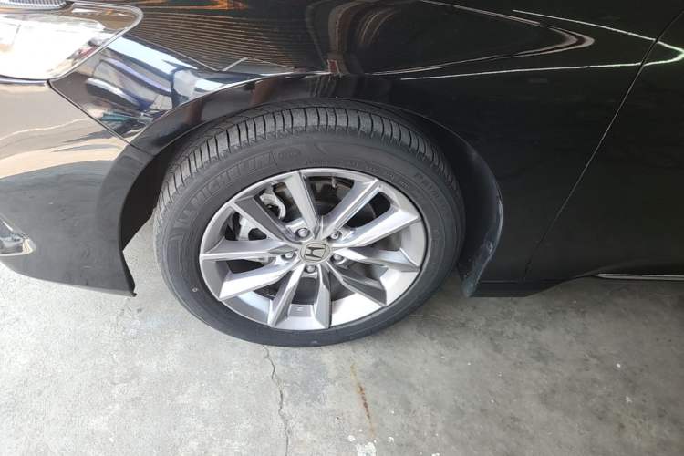 Used Honda Accord 2022 260TURBO Luxury Edition Left Front Wheel Hub
