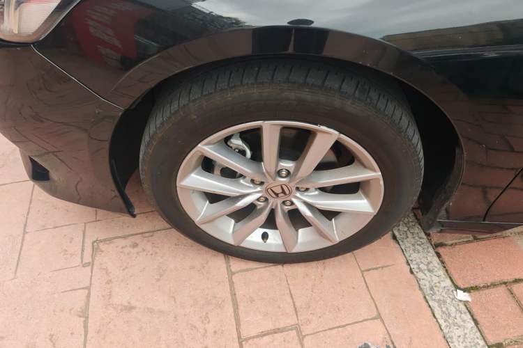 Used Honda Accord 2022 260TURBO Luxury Edition Left Front Wheel Hub