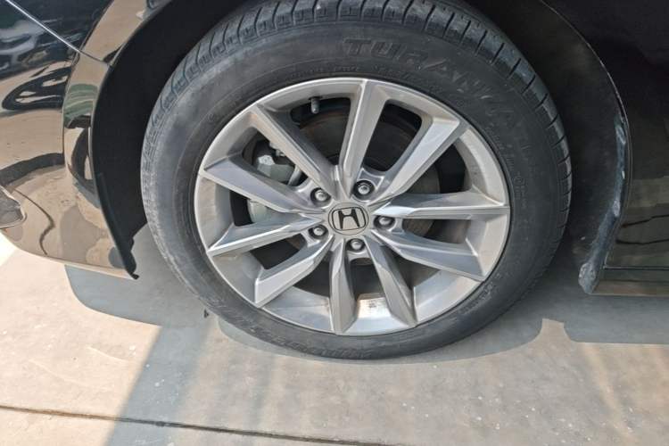 Used Honda Accord 2022 260TURBO Luxury Edition Left Front Wheel Hub