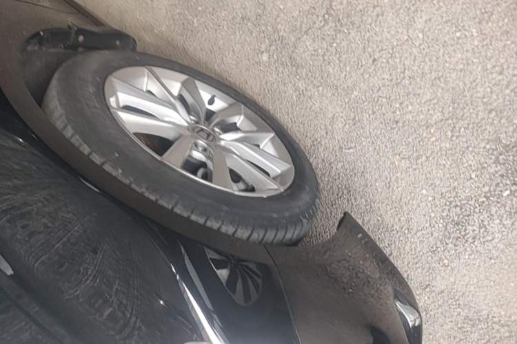 Used Honda Accord 2022 260TURBO Luxury Edition Left Front Wheel Hub
