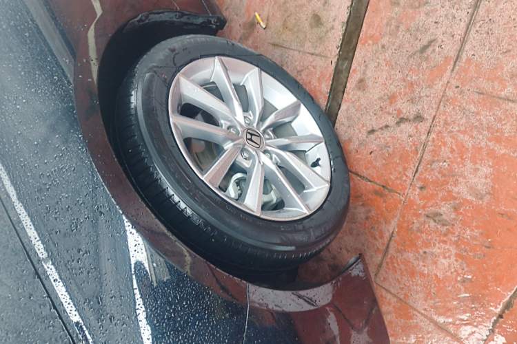 Used Honda Accord 2022 260TURBO Luxury Edition Left Front Wheel Hub