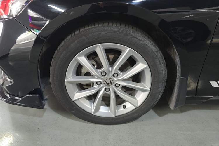 Used Honda Accord 2022 260TURBO Luxury Edition Left Front Wheel Hub