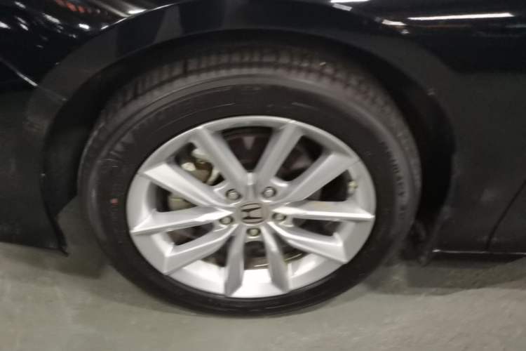Used Honda Accord 2022 260TURBO Luxury Edition Left Front Wheel Hub