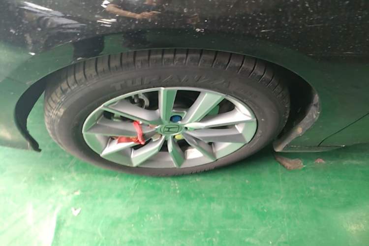 Used Honda Accord 2022 260TURBO Luxury Edition Left Front Wheel Hub